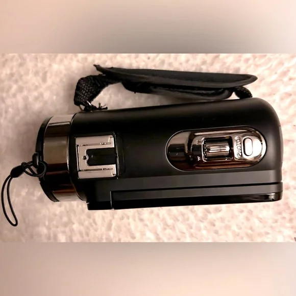 Video camera - Picture 3 of 9